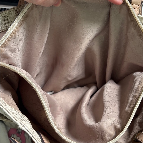 Michael Kors Cream and Tan Tote Bag EUC - Picture 5 of 6